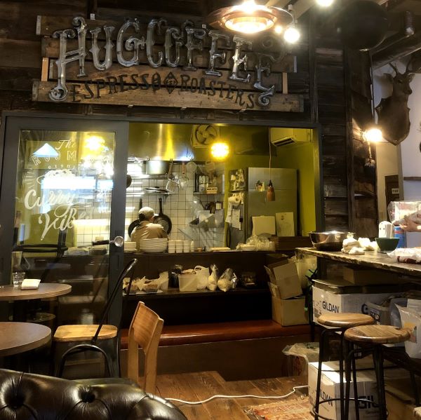 Outline：Popular Stylish Cafe "hugcoffee(ハグコーヒー)"